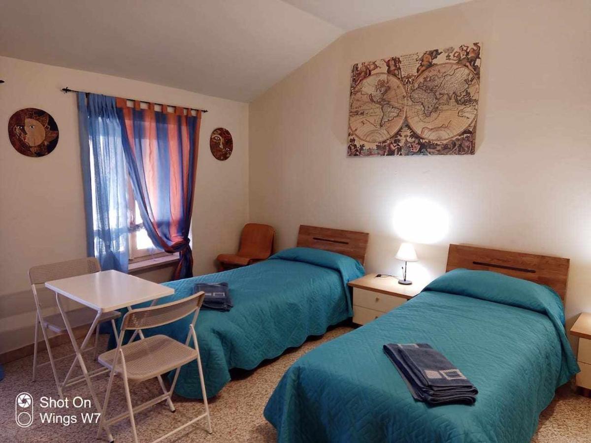 Beb Infamiglia Bed & Breakfast Cascinette ภายนอก รูปภาพ