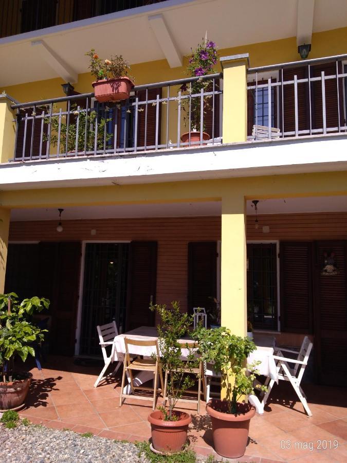 Beb Infamiglia Bed & Breakfast Cascinette ภายนอก รูปภาพ